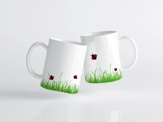 HRNEK - Berušky v trávě